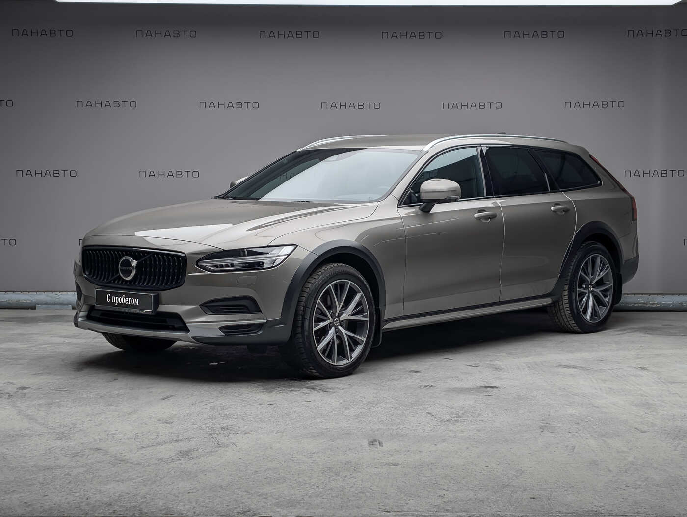 Volvo V90 Cross Country 2.0 AT (249 л.с.) 4WD