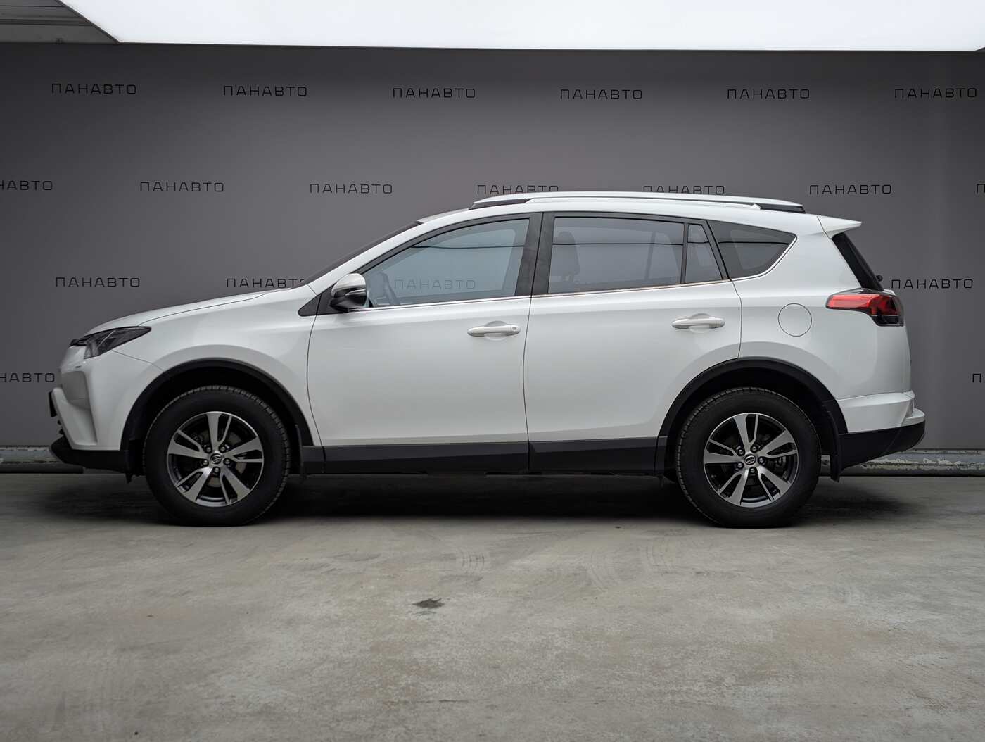 Toyota RAV4 2.2D AT (150 л.с.) 4WD