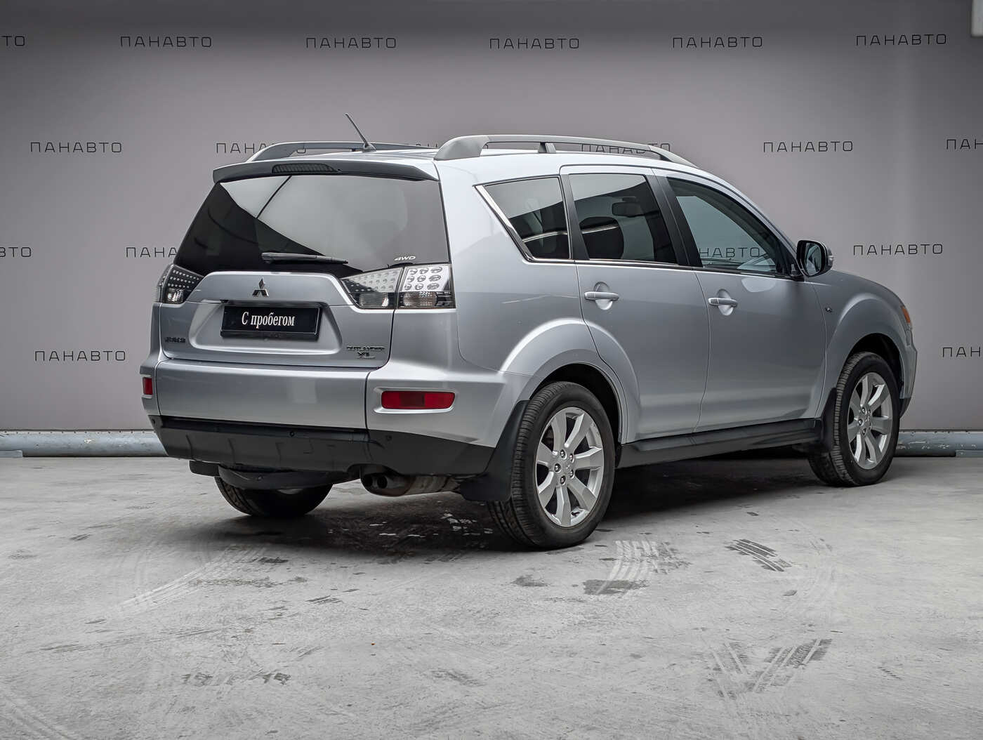 Mitsubishi Outlander XL 3.0 220 л.с.