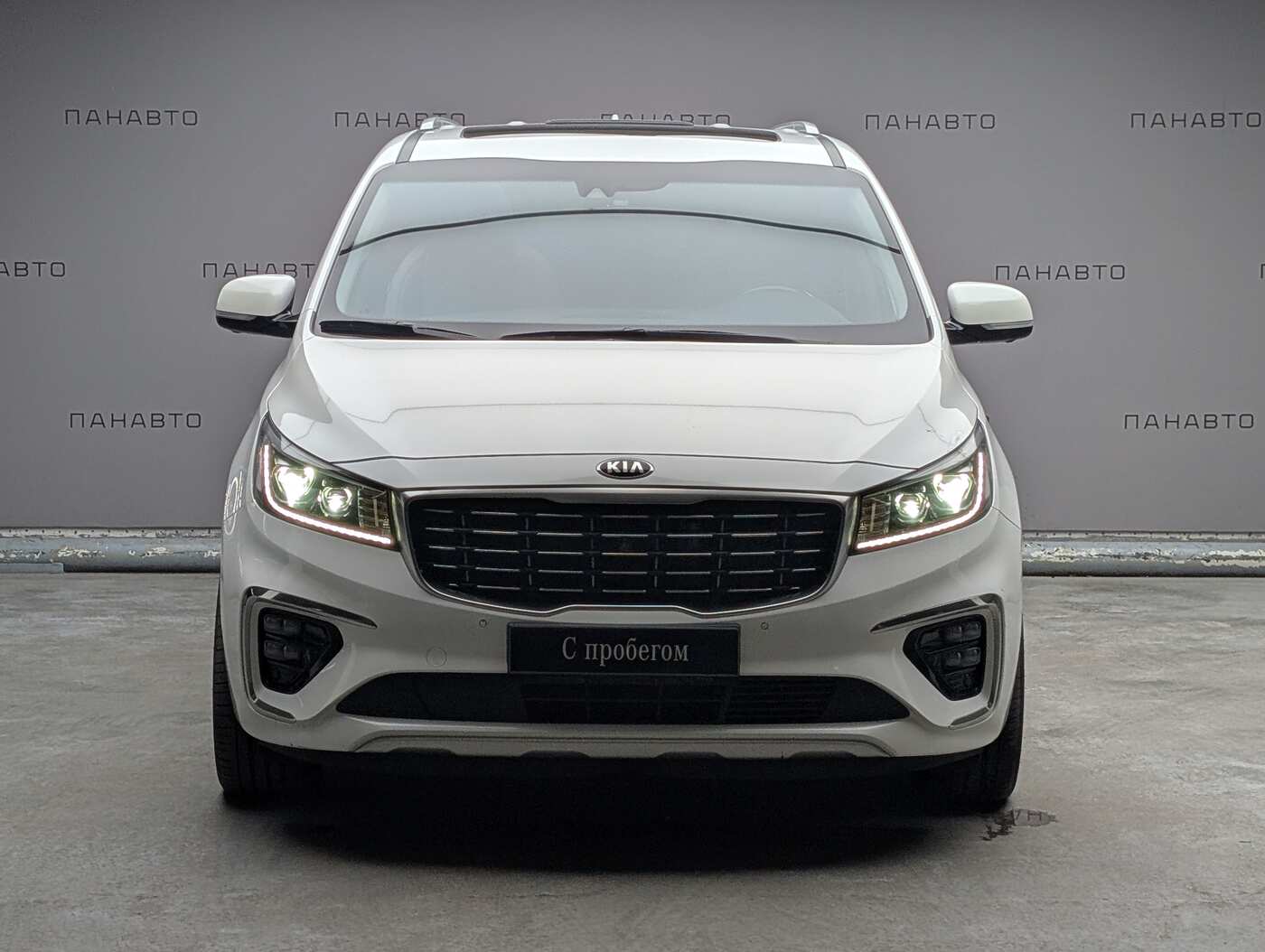 KIA Carnival 2.2d AT (202 л.с.)