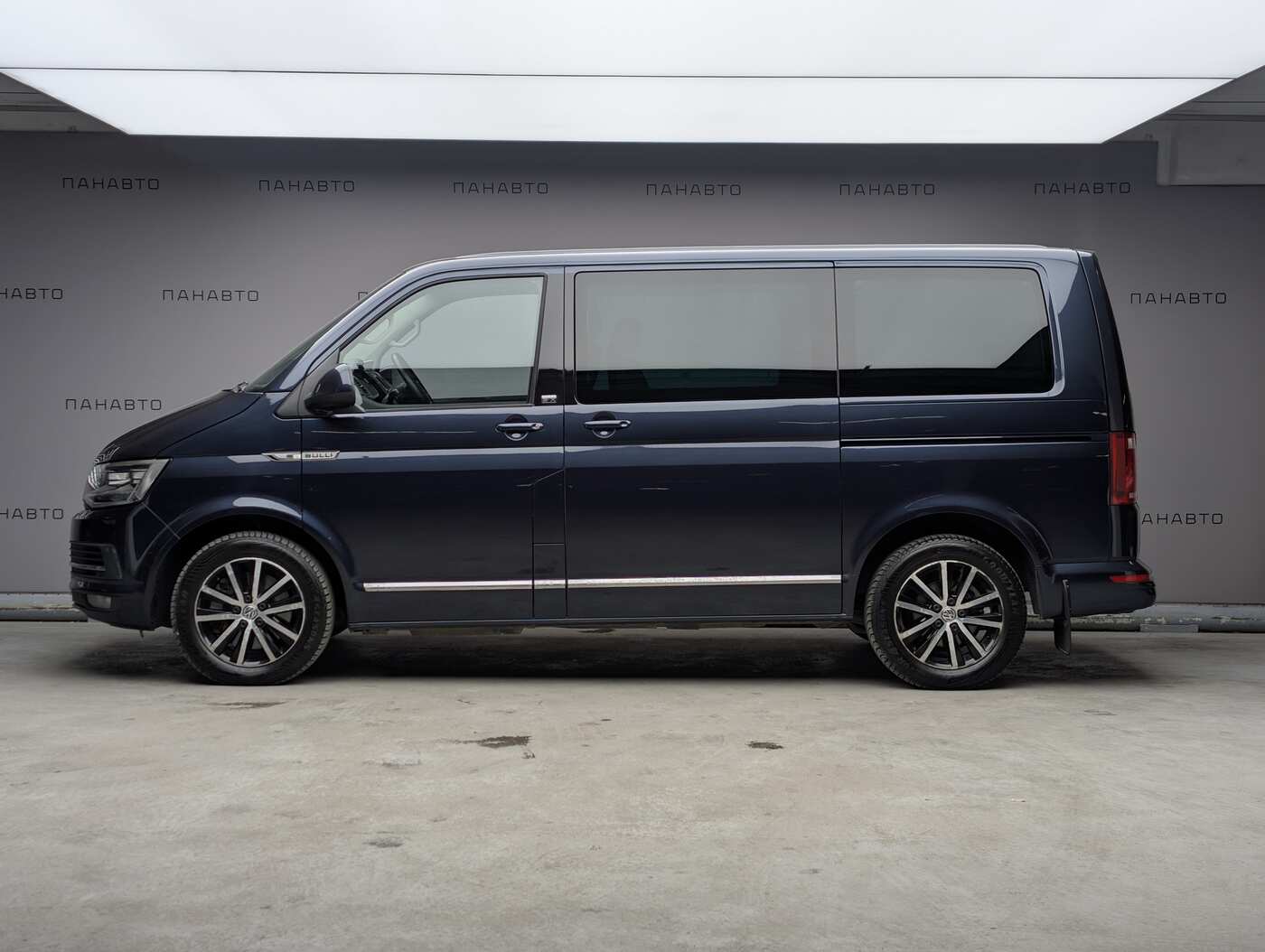 Volkswagen Multivan 2.0d AMT (199 л.с.) 4WD