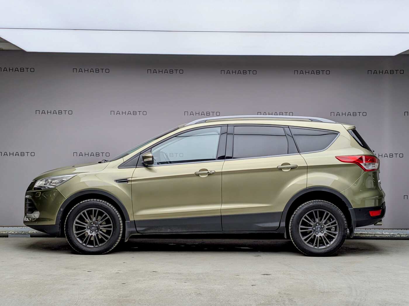 Ford Kuga 2.0d AMT (140 л.с.) 4WD