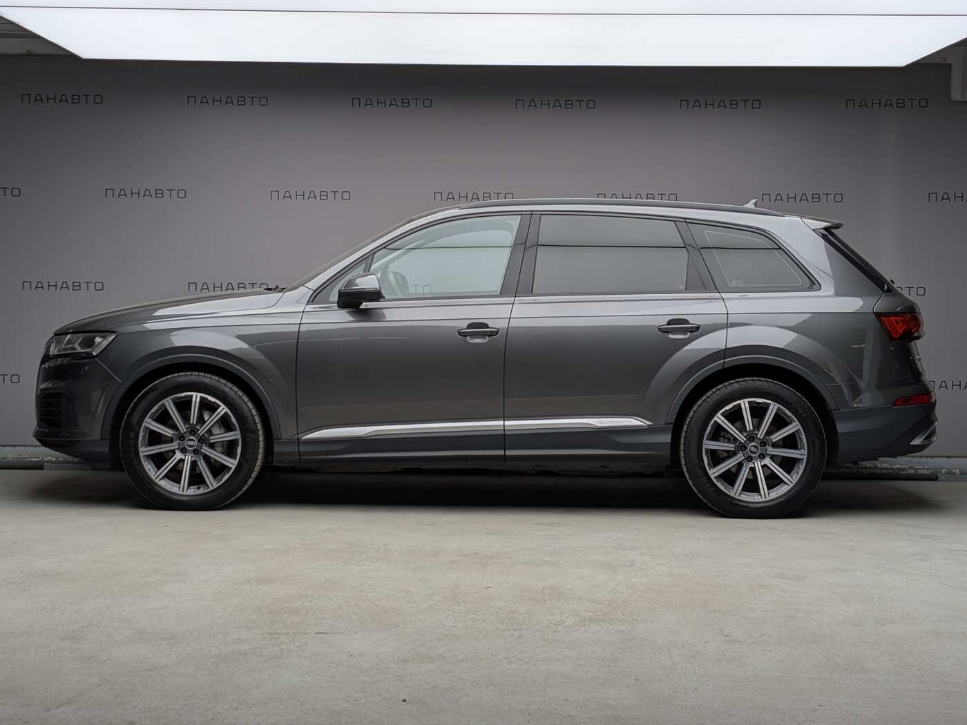 Audi Q7 3.0d AT (249 л.с.) 4WD