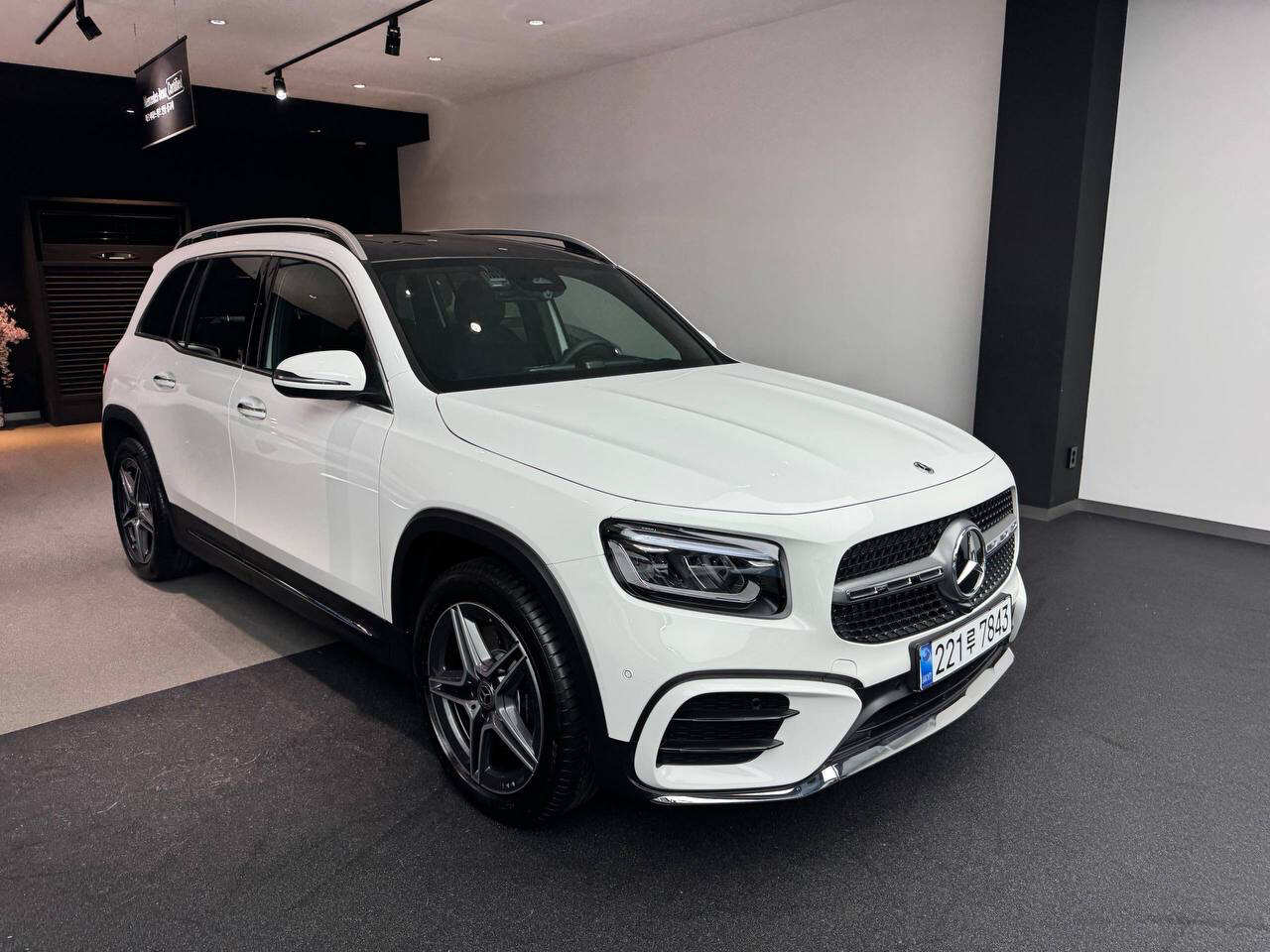 Mercedes-Benz GLB 250 4MATIC Sport