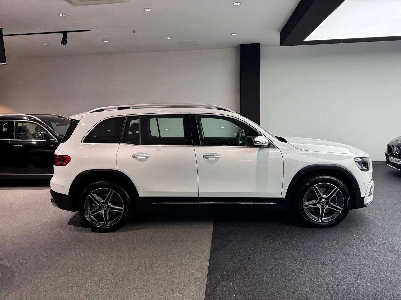 Mercedes-Benz GLB 250 4MATIC Sport