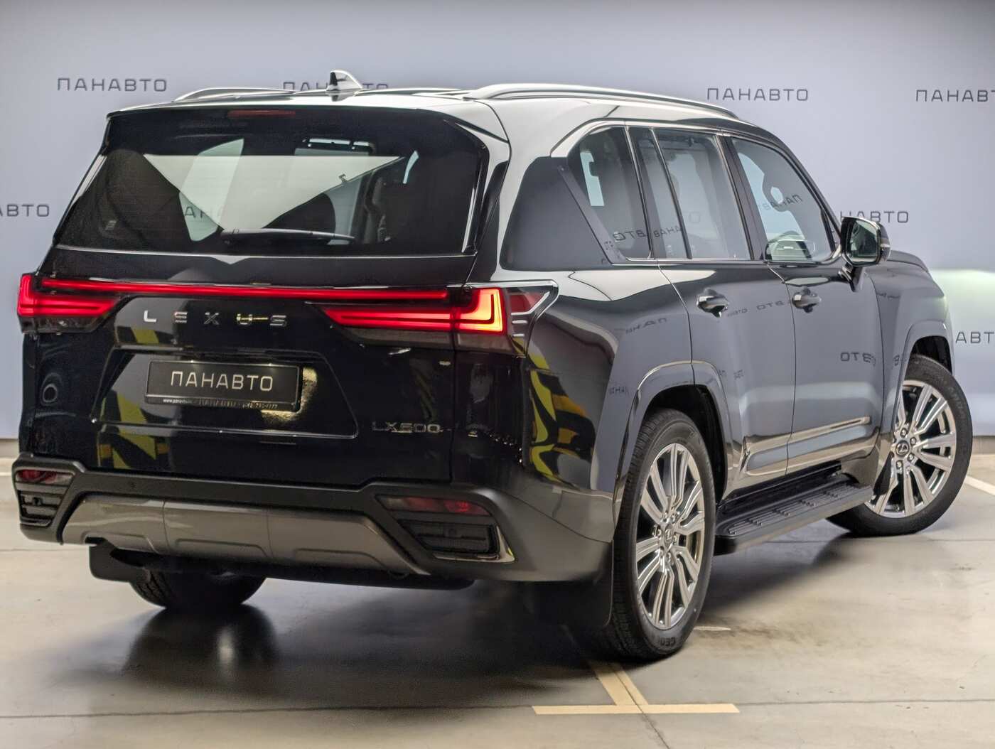 Lexus LX 600 3.5 AT (415 л.с.) 4WD