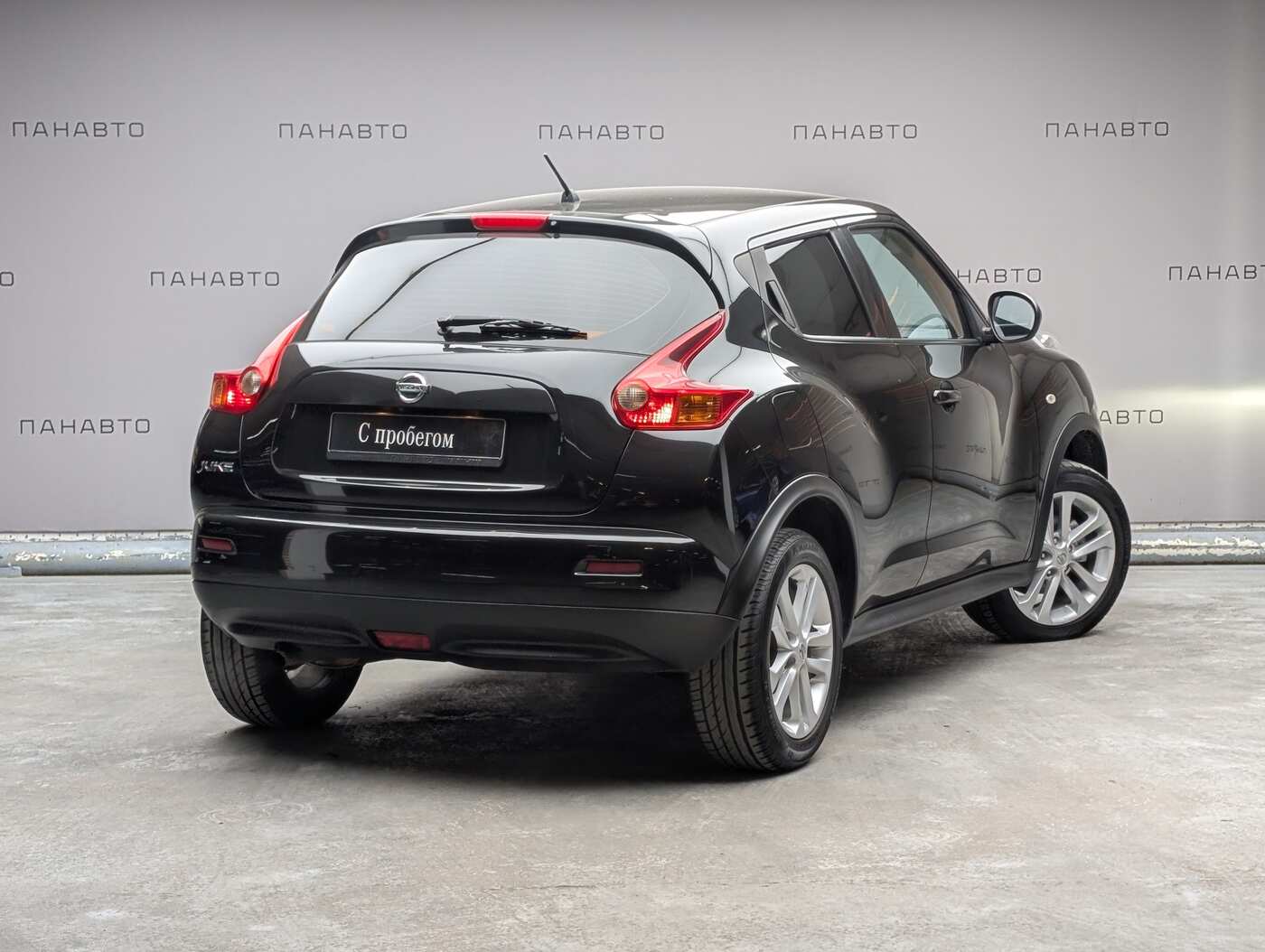 Nissan Juke 1.6 CVT (117 л.с.)