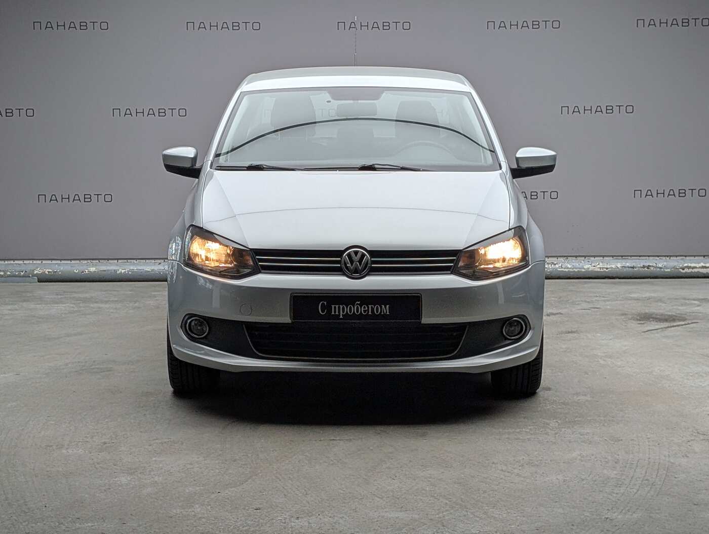Volkswagen Polo 1.6 AT (105 л.с.)