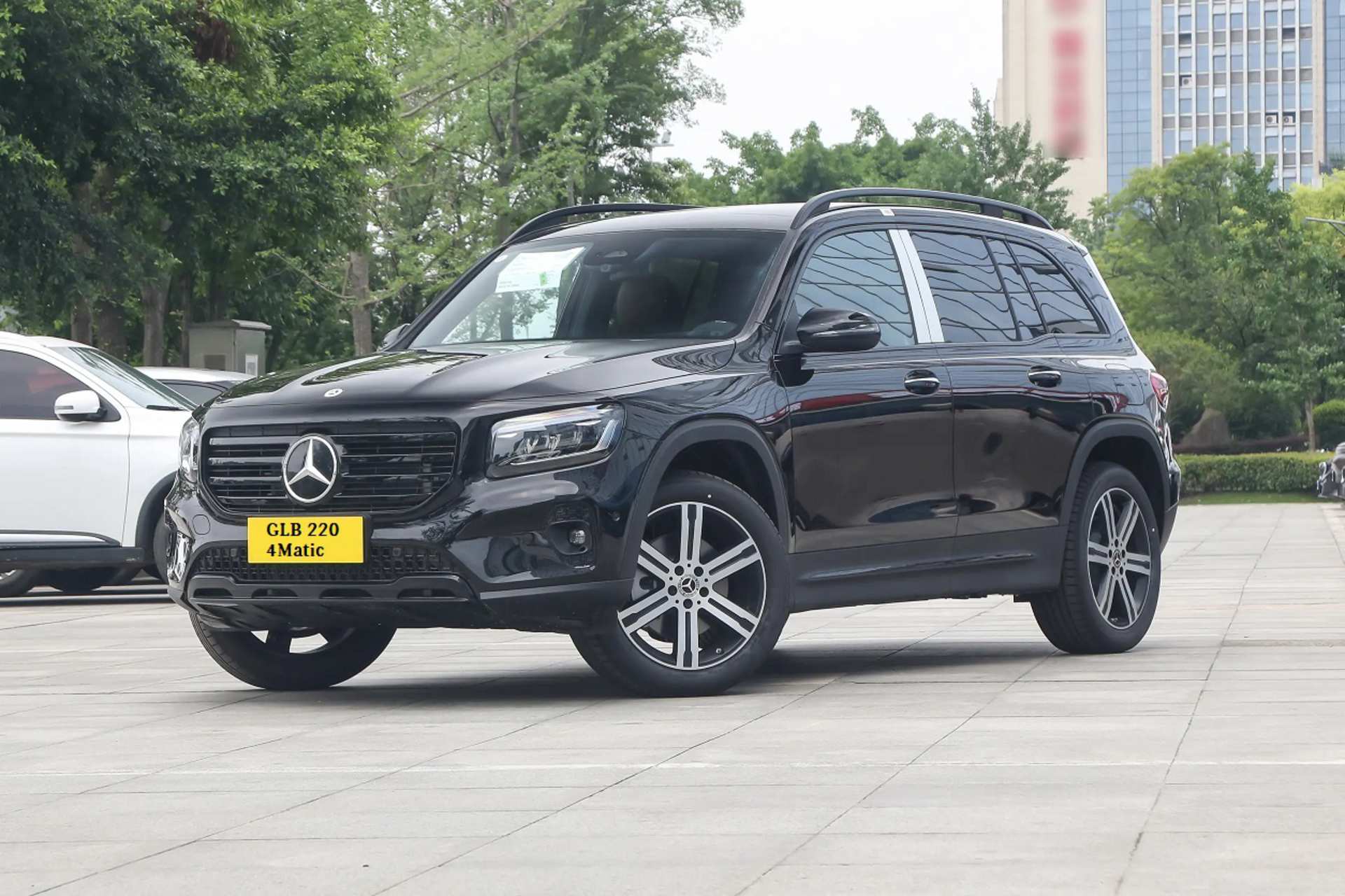 Mercedes-Benz GLB 220 4MATIC Progressive (I Рестайлинг)