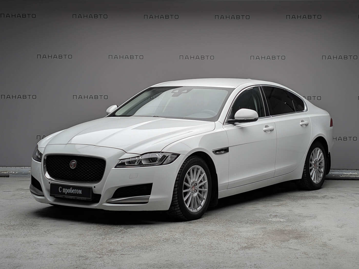 Jaguar XF 2.0d AT (180 л.с.)