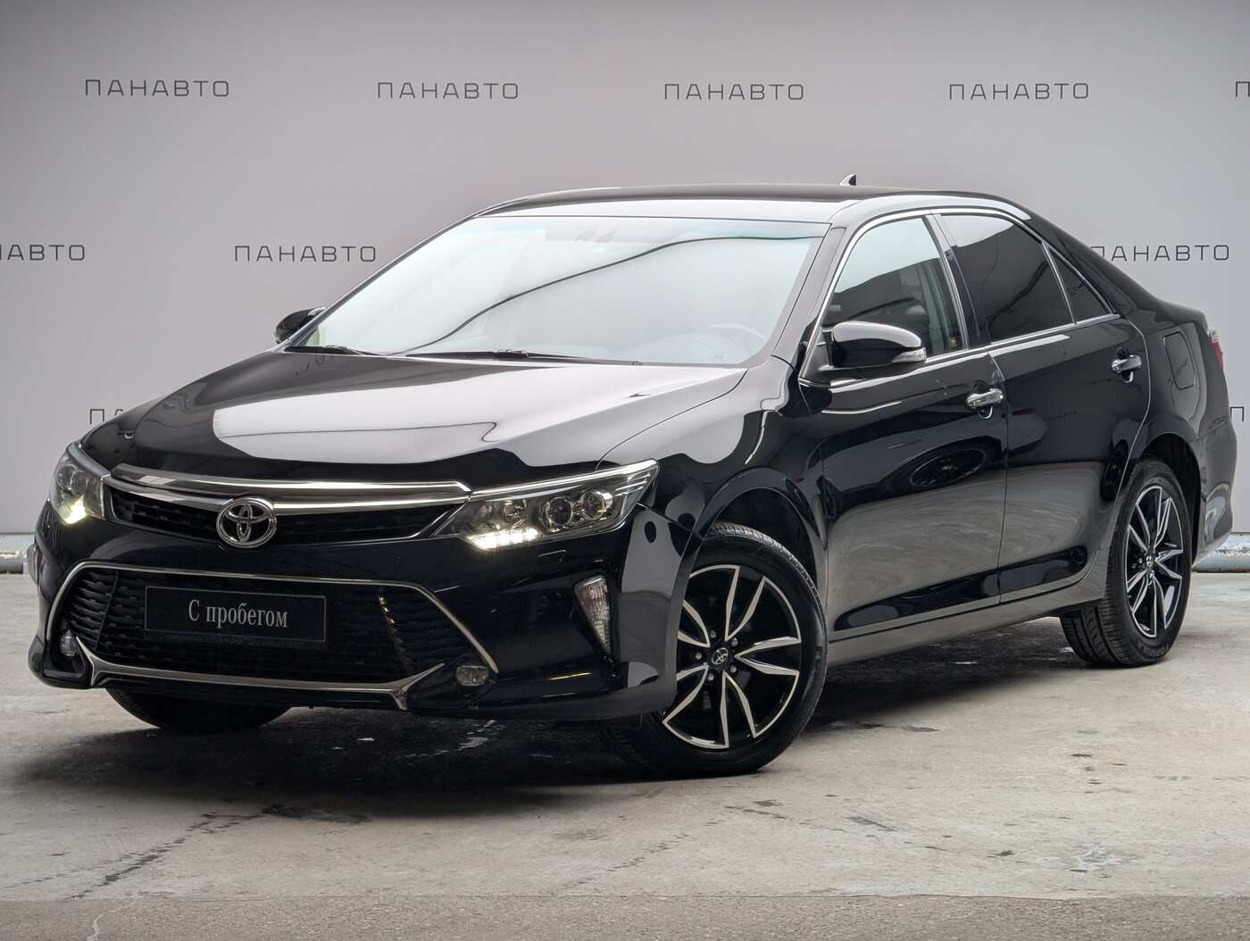 Toyota Camry 2.5 AT (181 л.с.)