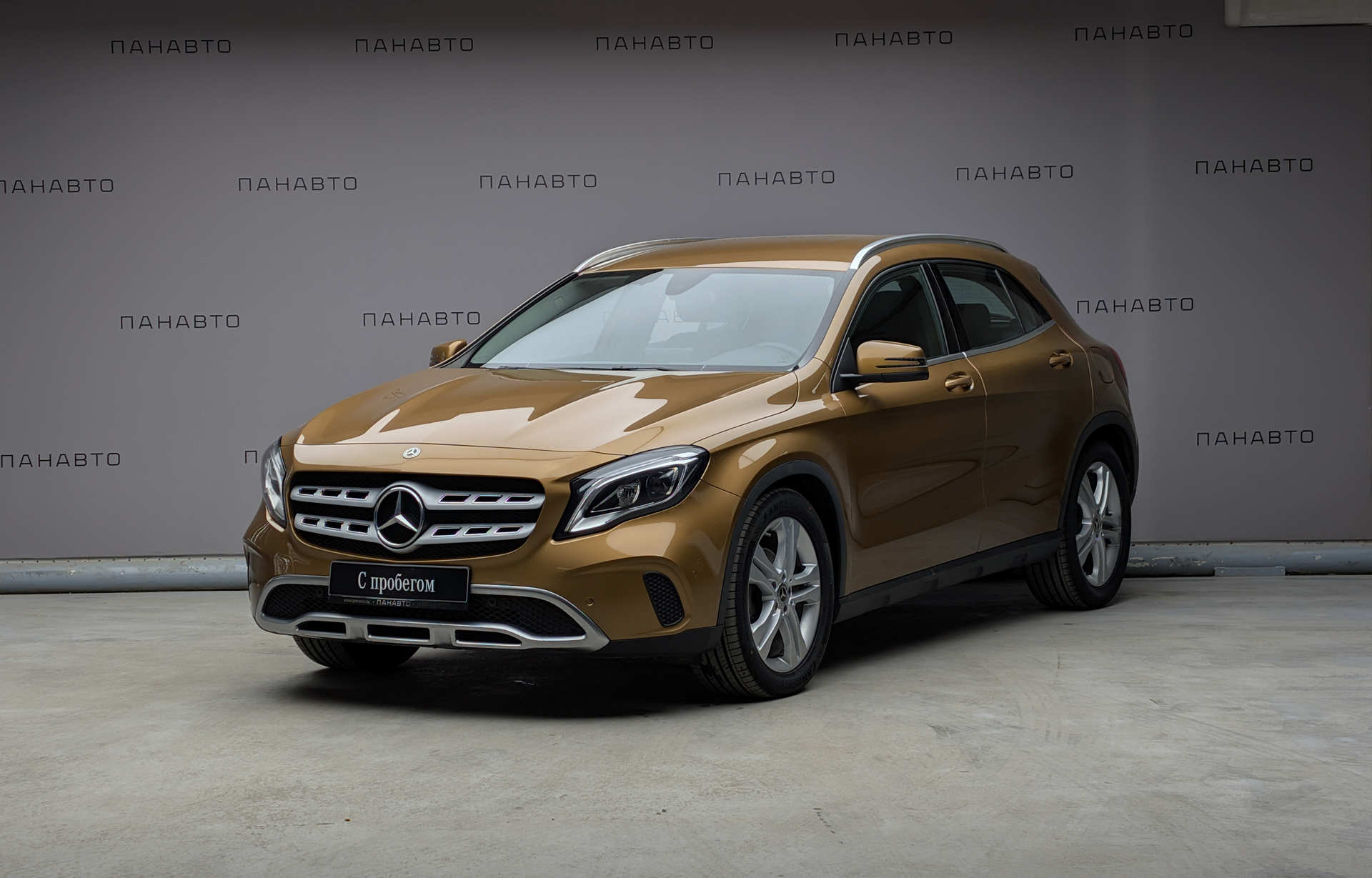 Mercedes-Benz GLA 200
