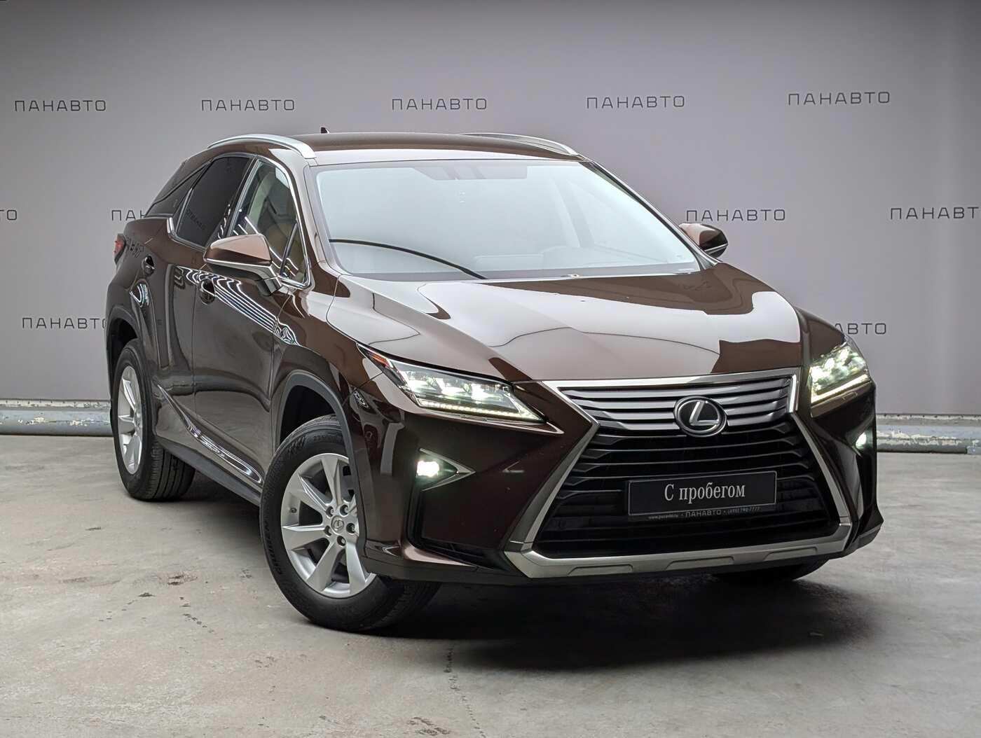 Lexus RX 200t 2.0 AT (238 л.с.) 4WD