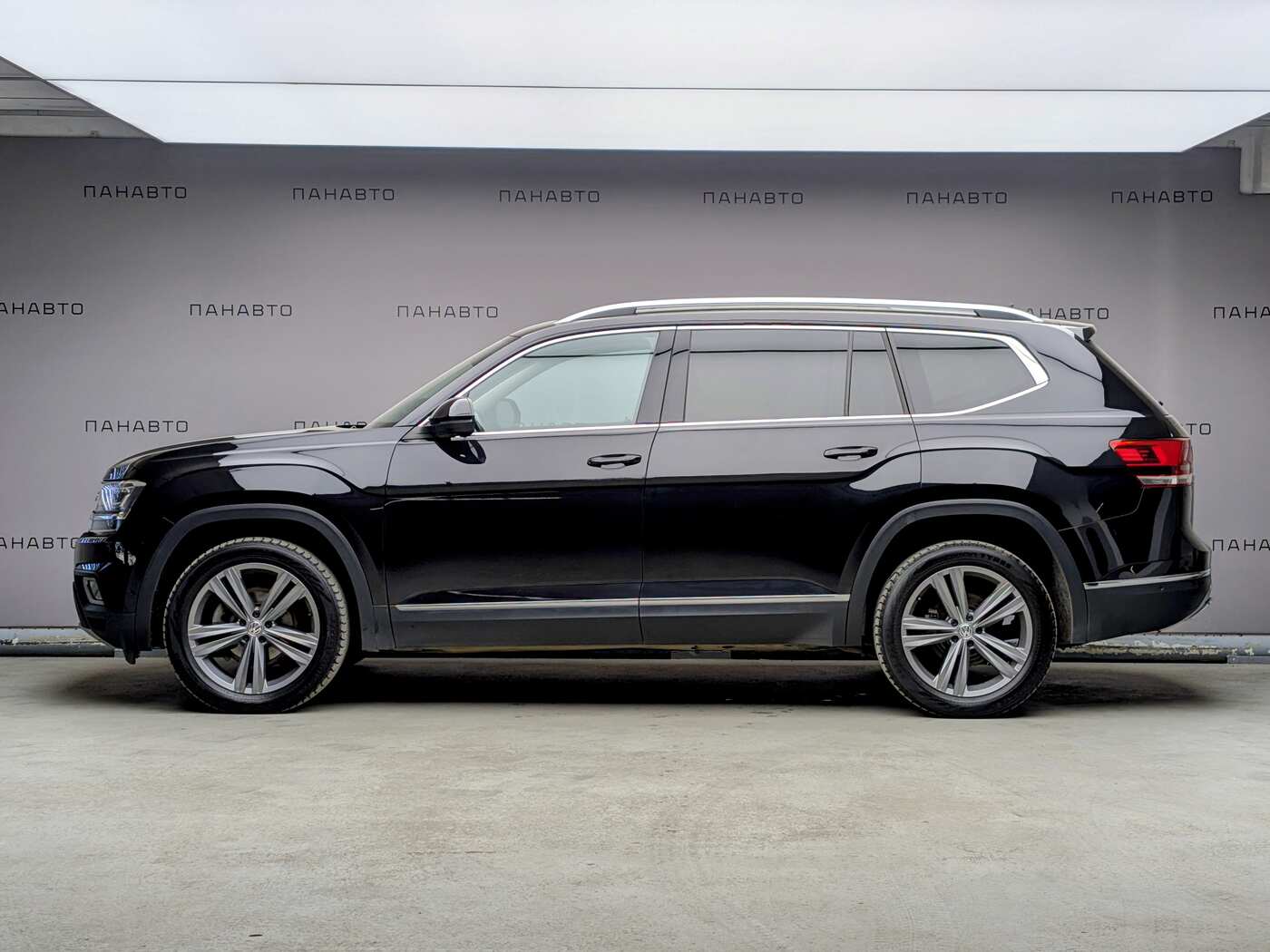 Volkswagen Teramont 3.6 AT (280 л.с.) 4WD