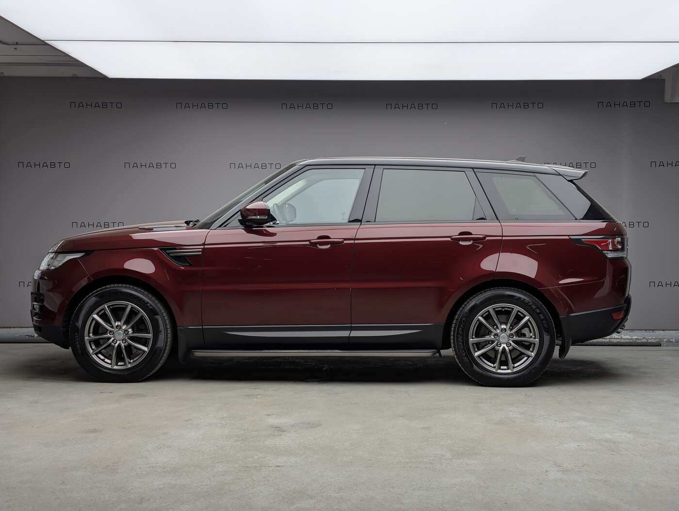 Land Rover Range Rover Sport 3.0d AT (249 л.с.) 4WD