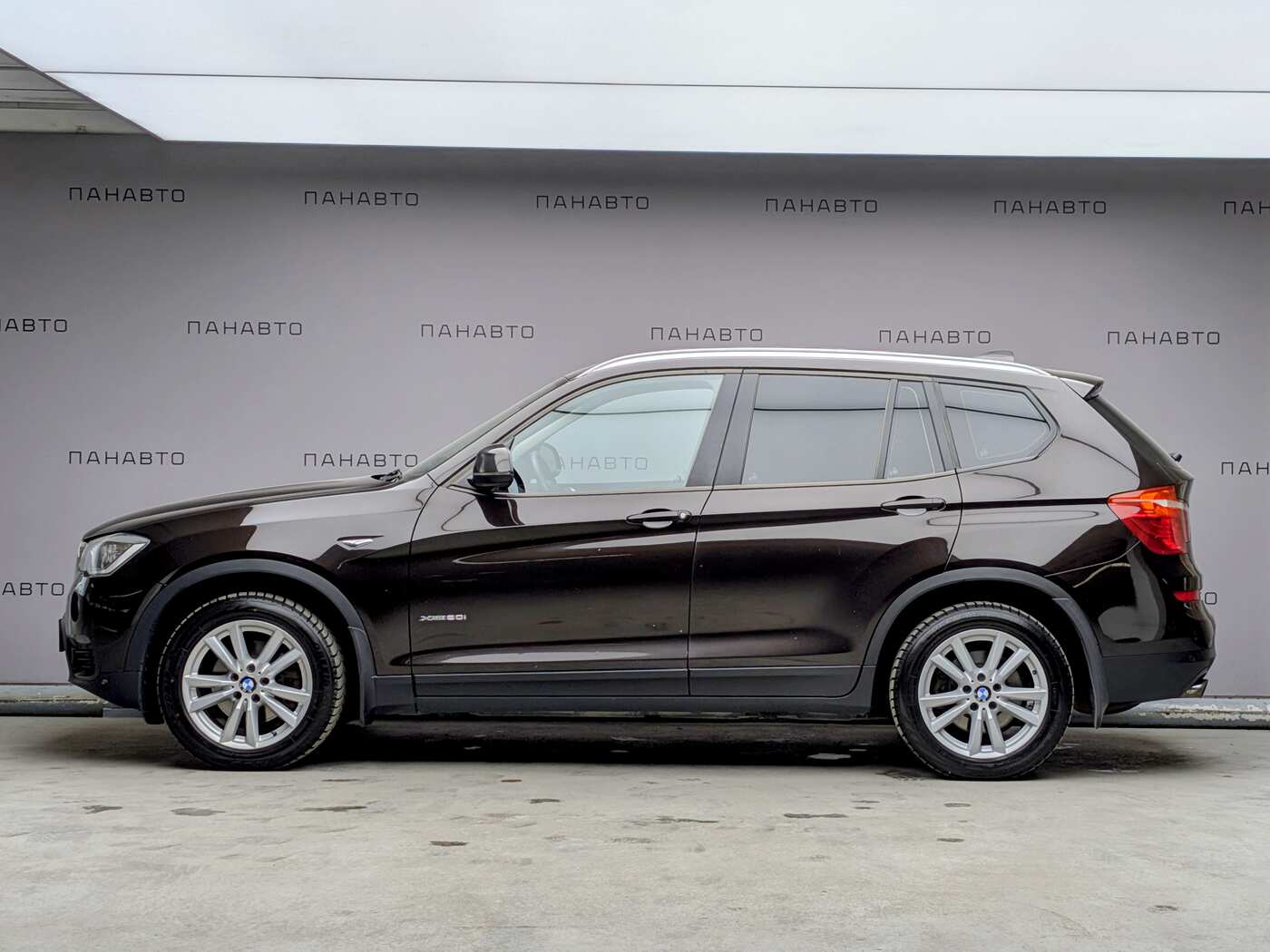 BMW X3 20i xDrive 2.0i AT (184 л.с.) 4WD