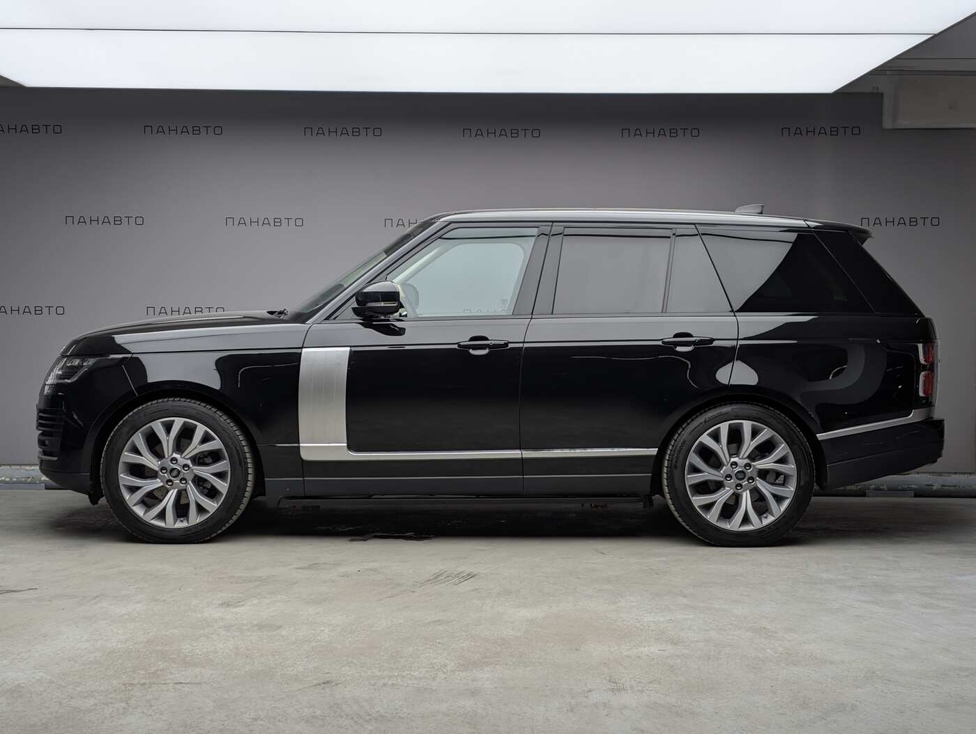 Land Rover Range Rover 3.0d AT (248 л.с.) 4WD