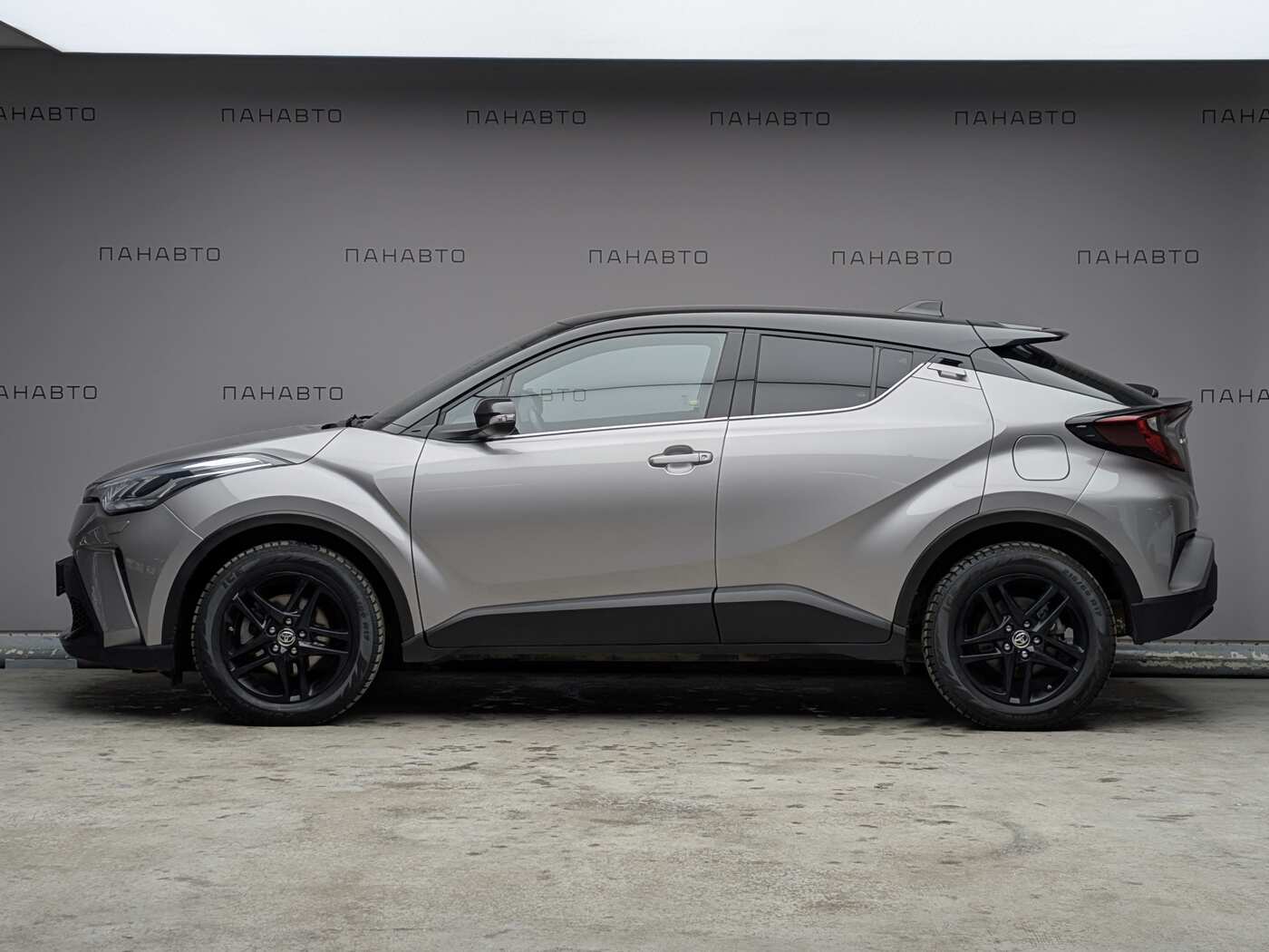 Toyota C-HR 2.0 CVT (148 л.с.)