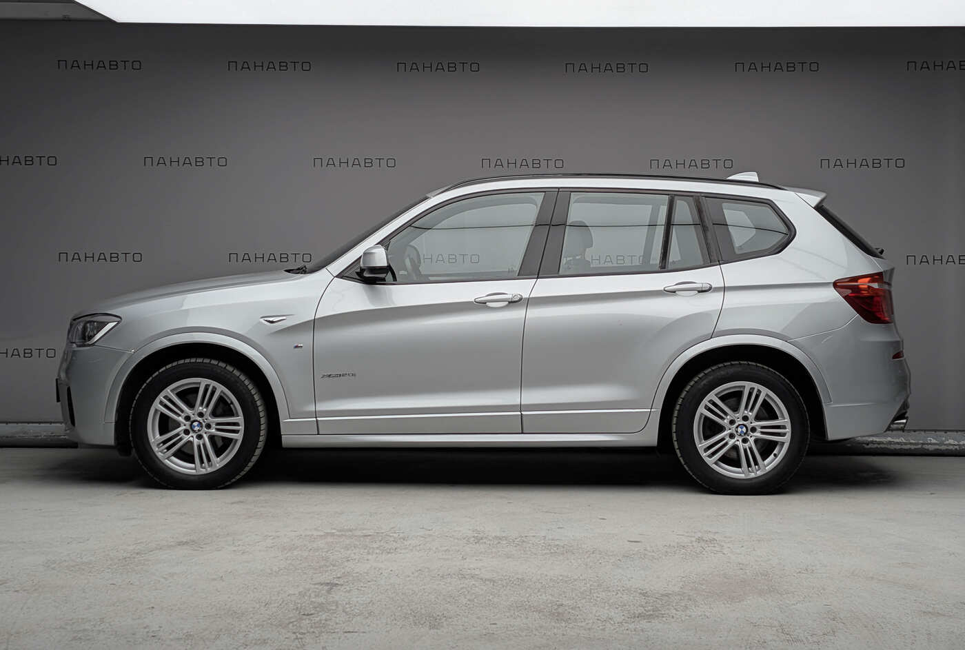 BMW X3 20i xDrive 2.0i AT (184 л.с.) 4WD