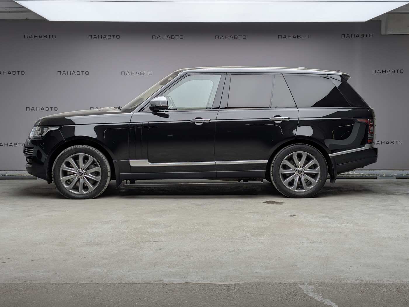 Land Rover Range Rover 4.4d AT (339 л.с.) 4WD