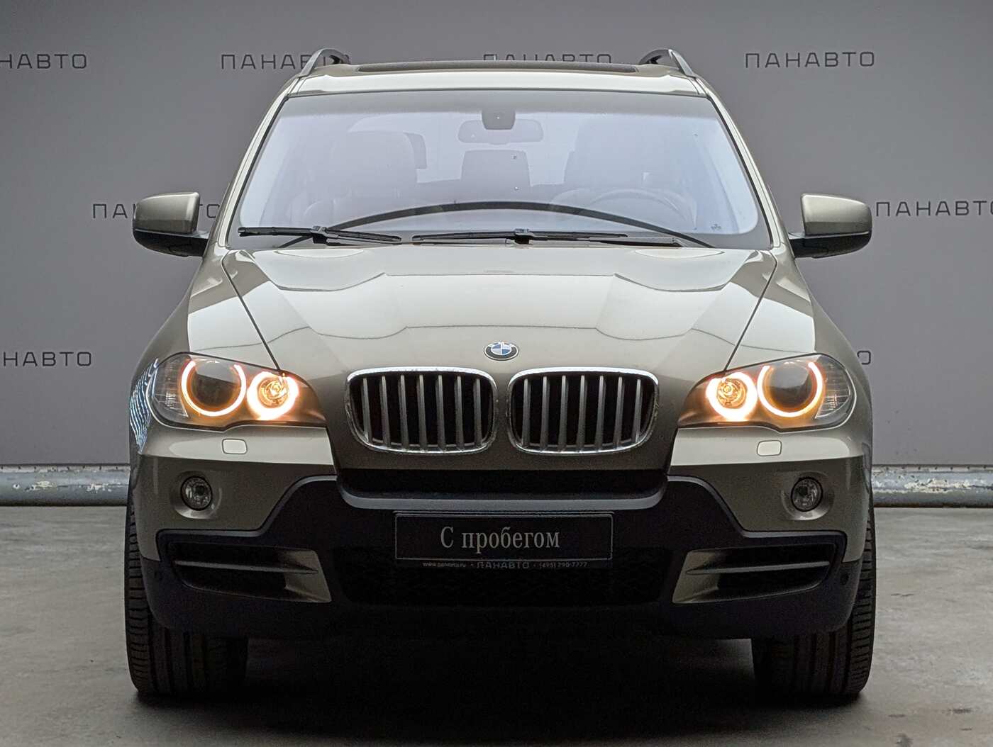 BMW X5 48i